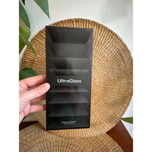 UltraGlass Screen Protector for iPhone 15 Pro – 2 Pack - Picture 7 of 7